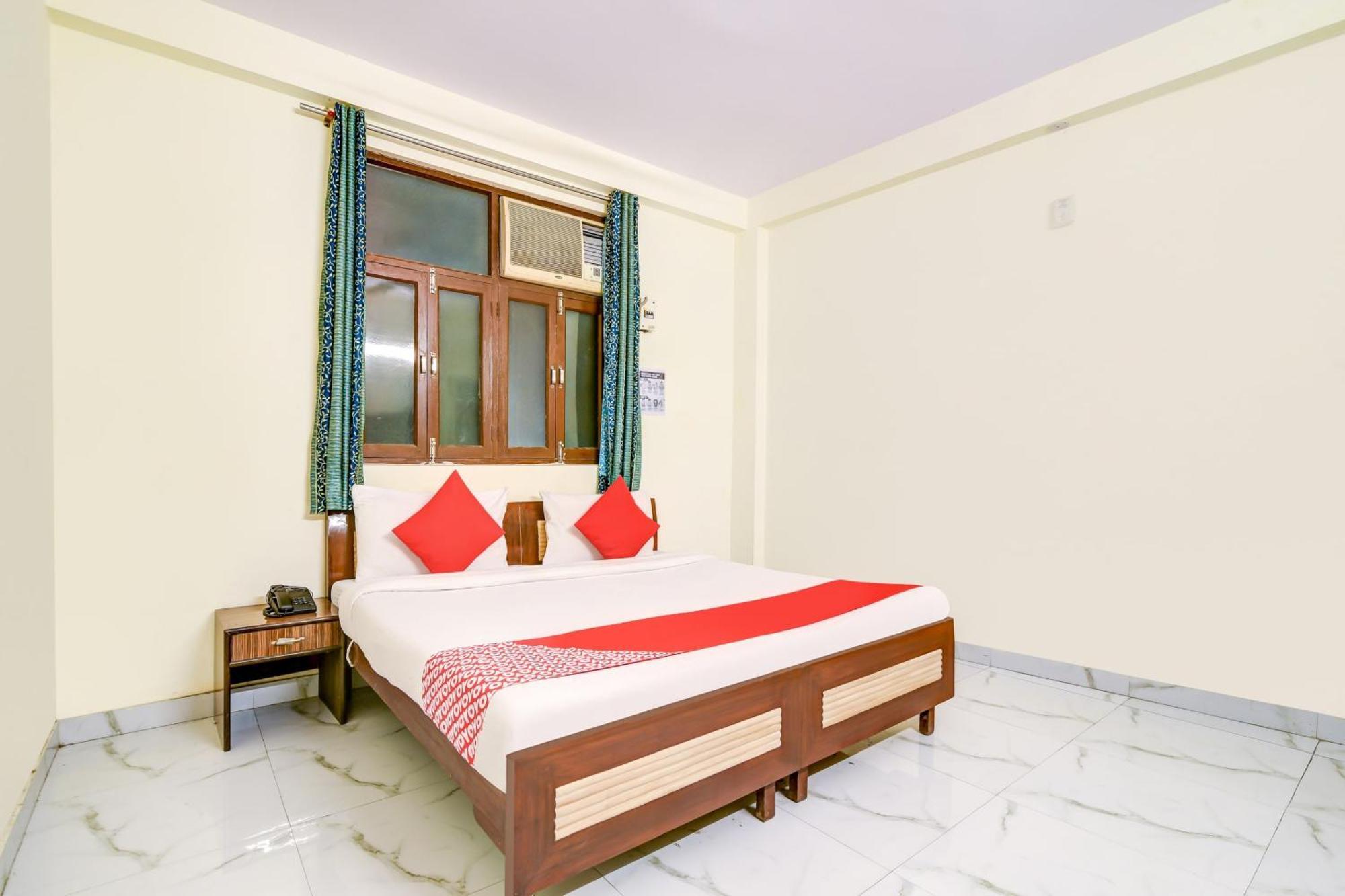 Hotel O 74192 Vishwakarma Palace Delhi  Extérieur photo