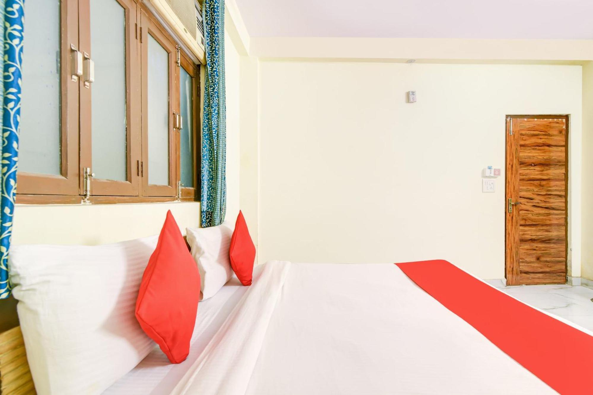Hotel O 74192 Vishwakarma Palace Delhi  Extérieur photo
